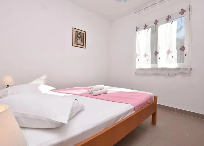 아파트 Ivan 오미스