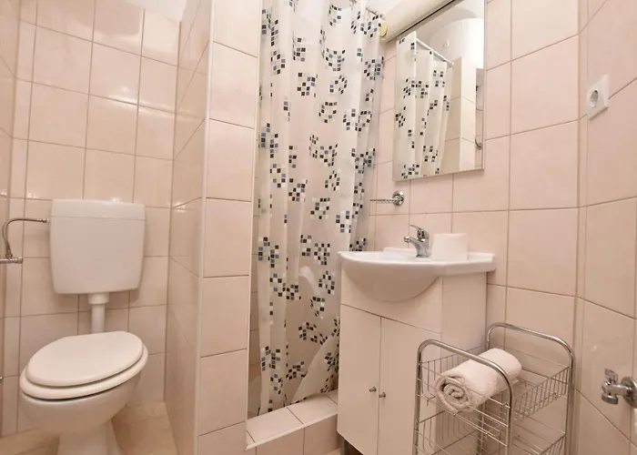 아파트 Ivan 오미스